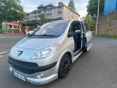 Peugeot 1007