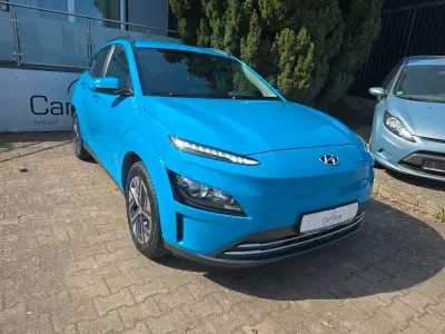 Gebraucht Hyundai Kona 100 kW (136 PS) 2022 Blau SUV