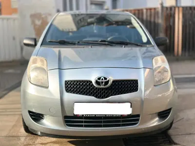 Gebraucht Toyota Yaris Sol 87 PS (63 kW) 2006 Grau Limousine