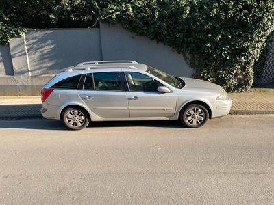 Gebraucht Renault Laguna II 207 PS (152 kW) 2006 Silber Kombi