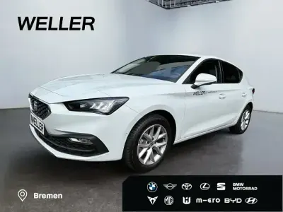 Second-hand Seat Leon 150 CP (110 kW) 2025 Alb Berlinǎ
