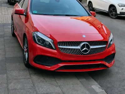 Gebraucht Mercedes A160 AMG line 102 PS (75 kW) 2015 Rot Kleinwagen