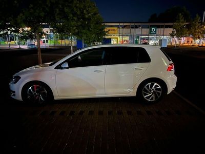 gebraucht VW Golf VII (VOLKSWAGEN) /2.0 TDI Variant 4Motion