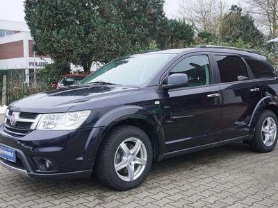 Gebraucht Fiat Freemont Lounge 170 PS (125 kW) 2012 Colore esterno (blu amletico) SUV