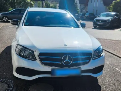 Second-hand Mercedes E220