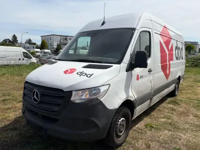 Używany Mercedes Sprinter 143 KM (105 kW) 2019 Biały Van