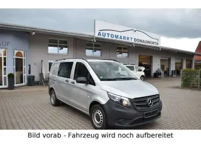 Używany Mercedes Vito 136 KM (100 kW) 2021 Srebrny Van