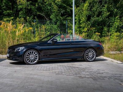 Gebraucht Mercedes C300 AMG 258 PS (189 kW) 2020 Schwarz Cabrio