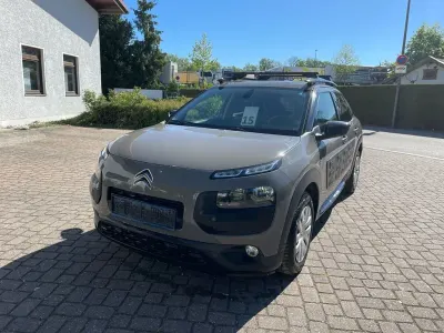 Gebraucht Citroën C4 Cactus Shine 92 PS (67 kW) 2014 Braun Kleinwagen