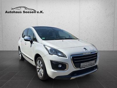 Weiß Gebraucht 2015 Peugeot 3008 Style SUV | 8.990 € (Etwas zu teuer)