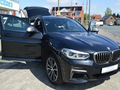 Gebraucht BMW X4 M M Sport 360 PS (264 kW) 2019 Sapphire schwarz SUV