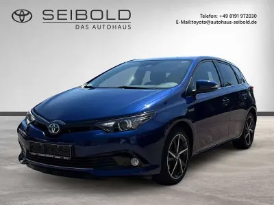 Gebraucht Toyota Auris Hybrid Team 136 PS (100 kW) 2018 Dark blue mica Kleinwagen