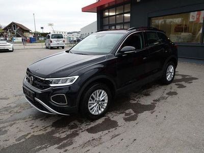 Gebraucht VW T-Roc Life 150 PS (110 kW) 2023 Schwarz SUV