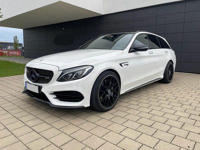 Weiß Gebraucht 2017 Mercedes C43 AMG AMG Kombi | 29.999 € (Fairer Preis)
