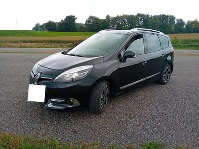 Gebraucht Renault Grand Scénic Bose Edition 130 PS (95 kW) 2016 Schwarz Van / Kleinbus
