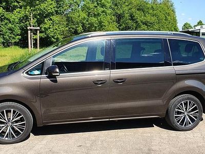 Second-hand VW Sharan 184 CP (135 kW) 2016 Maro Monovolum