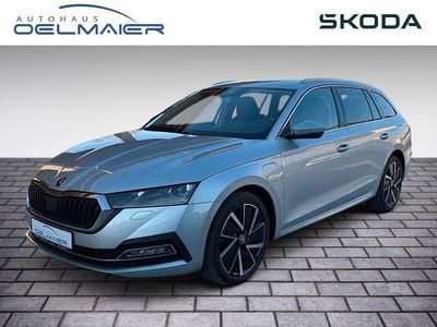 Gebraucht Skoda Octavia First Edition 204 PS (150 kW) 2021 Brillantsilber metallic (metallic) Kombi