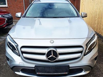 Gebraucht Mercedes GLA200 156 PS (114 kW) 2015 Silber SUV