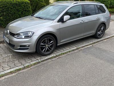 Gebraucht VW Golf VII Allstar 150 PS (110 kW) 2016 Beige Kombi