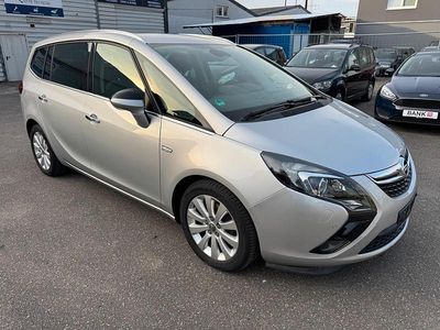 Gebraucht Opel Zafira Innovation 131 PS (96 kW) 2012 Silber Van / Kleinbus