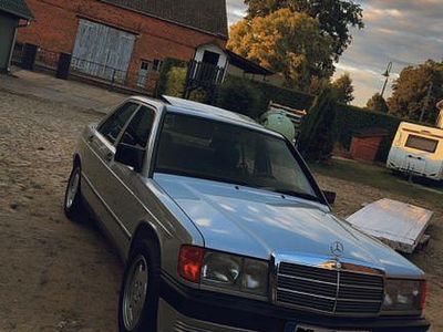 Silber Gebraucht 1988 Mercedes 190 Limousine | 3.750 €