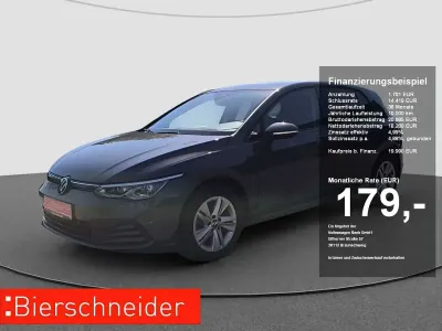 Brugt VW Golf VIII Life 131 HK (96 kW) 2023 Grå Sedan