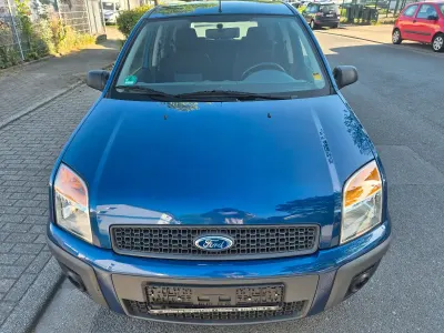 Gebraucht Ford Fusion Style 80 PS (58 kW) 2010 Blau Kleinwagen