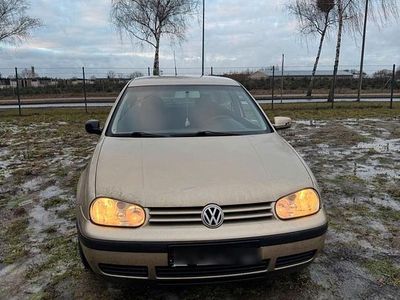 Gebraucht VW Golf IV 75 PS (55 kW) 2001 Beige Kleinwagen