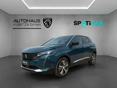 Gebraucht Peugeot 3008 Allure 131 PS (96 kW) 2023 Blau SUV