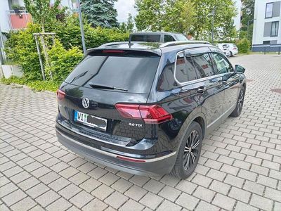 Gebraucht VW Tiguan Sound 150 PS (110 kW) 2017 Schwarz SUV