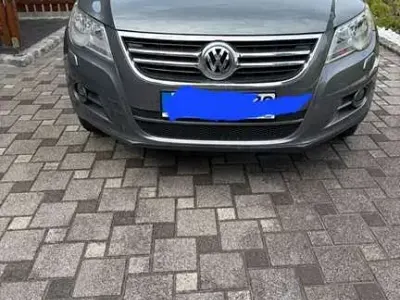 Gebraucht VW Tiguan Trendline 122 PS (89 kW) 2011 SUV