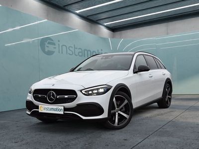Weiß Gebraucht 2021 Mercedes C220 Avantgarde Kombi | 66.190 €