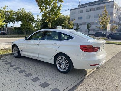 Weiß Gebraucht 2014 BMW 320 Gran Turismo Luxury Line Limousine | 16.900 € (Teuer)