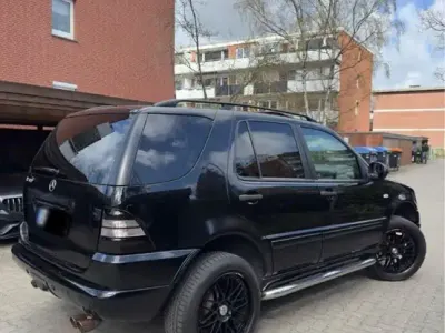 Brugt Mercedes ML320 218 HK (160 kW) 2001 Sort SUV