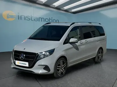 Usata Mercedes V220 163 CV (119 kW) 2023 Grigio Monovolume