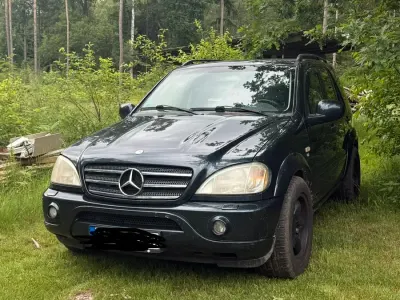 Gebraucht Mercedes ML55 AMG AMG 347 PS (255 kW) 2000 Schwarz SUV