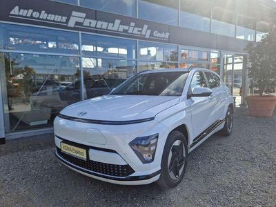 Weiß Gebraucht 2024 Hyundai Kona Advantage SUV | 34.990 € (Teuer)