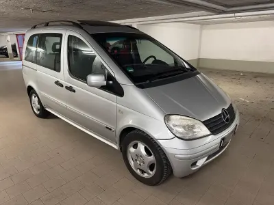 Gebraucht Mercedes Vaneo 125 PS (91 kW) 2002 Silber Van / Kleinbus
