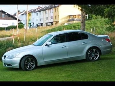 Gebraucht BMW 520 170 PS (125 kW) 2004 Silber Limousine