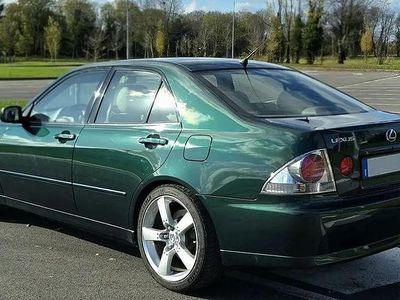 Lexus IS200