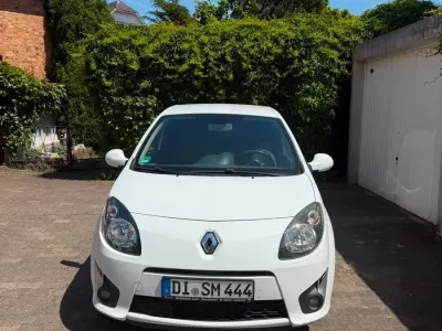 Gebraucht Renault Twingo Rip Curl 75 PS (55 kW) 2010 Weiß Kleinwagen