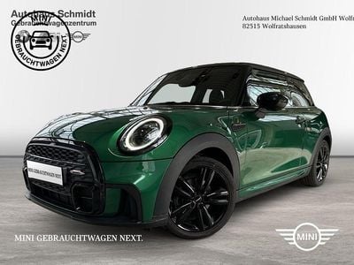 Gebraucht Mini Cooper Hatch 136 PS (100 kW) 2022 British racing green (metallic) Kleinwagen
