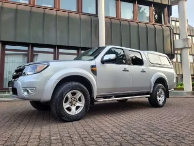Gebraucht Ford Ranger Limited 156 PS (114 kW) 2009 Silber Pickup
