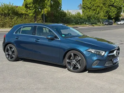 Gebraucht Mercedes A250 AMG 224 PS (164 kW) 2019 Blau Limousine
