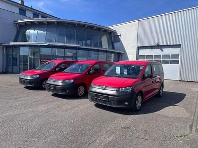 Usata VW Caddy 122 CV (89 kW) 2021 Rosso Monovolume