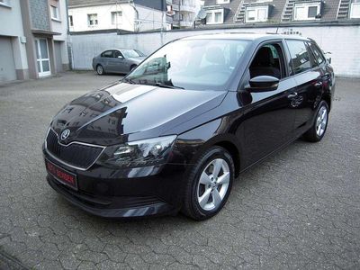 Gebraucht Skoda Fabia Ambition 105 PS (77 kW) 2016 Schwarzmagic perleffekt Kombi