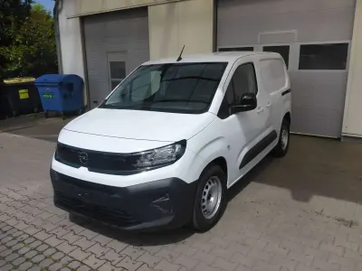 Gebraucht Opel Combo-e Life 100 kW (136 PS) 2024 Kaolin weiß Van / Kleinbus