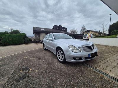 Mercedes E200