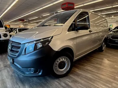 Gebraucht Mercedes Vito 88 PS (64 kW) 2016 Silber Van