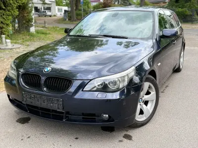 Gebraucht BMW 525 218 PS (160 kW) 2007 Blau Kombi